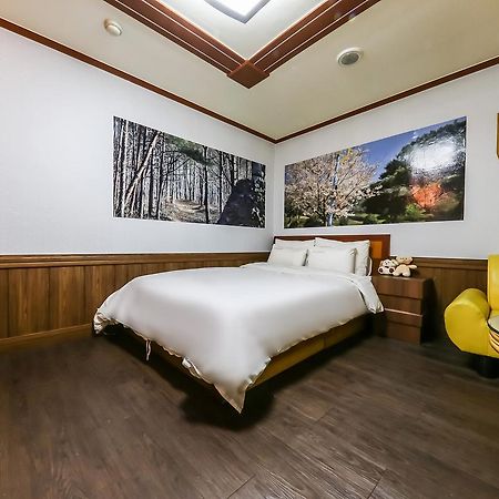Pine Motel Boryeong Eksteriør bilde