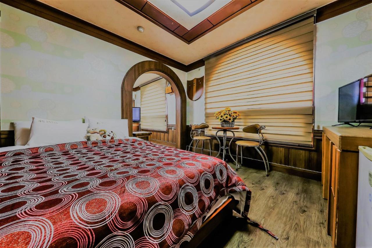 Pine Motel Boryeong Eksteriør bilde