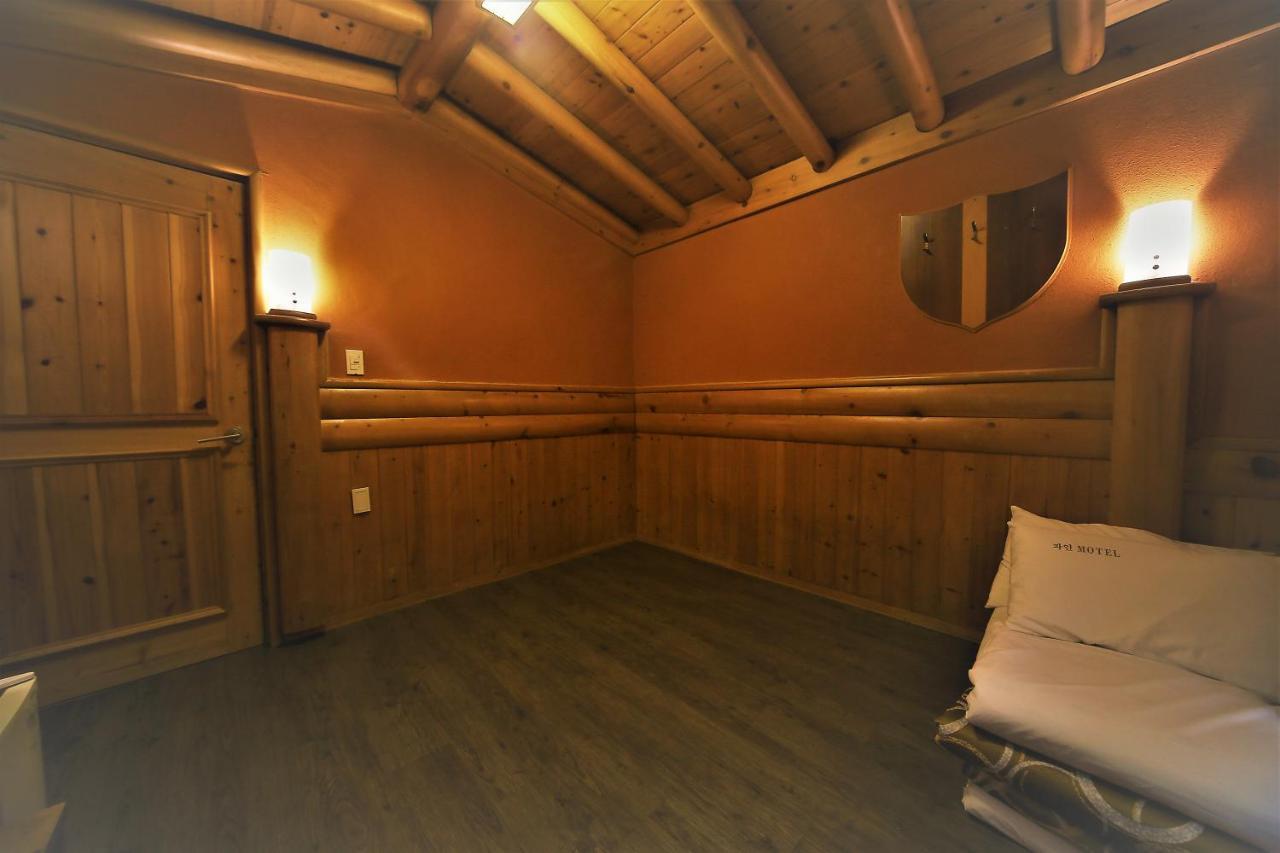 Pine Motel Boryeong Eksteriør bilde